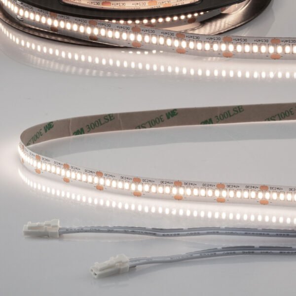 ISOLED 114517 LED CRI940 MiniAMP Flexband, 24V DC, 6W, IP20, 4000K, 120cm, beids. 30cm Kabel + maleAMP, 300 LED/m
