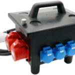 GIFAS 136942 Vollgummi Steckdosenv.mobil BR62HT schw. IP44,1xCEE32A,2xCEE16A,3xSchuko,FI,LS, B#62HT323.11G93G7.0,03.40.XF.SP.2M.OG.SC Verpackungseinheit:1ST