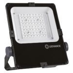 LEDVANCE 4058075353305 FLOODLIGHT LED-Strahler, 50W, 1LED, 4000K, 6600lm, IP66, schwarz, matt, Konverter enthalten, 110°, Direktanschluss, mit Montagebügel