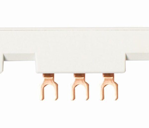 BE590554-- Verschienung für 5xBE5+Hilfskontakt 54mm Gabel 63A<br><u>Verkaufseinheit: 1Stk</u>