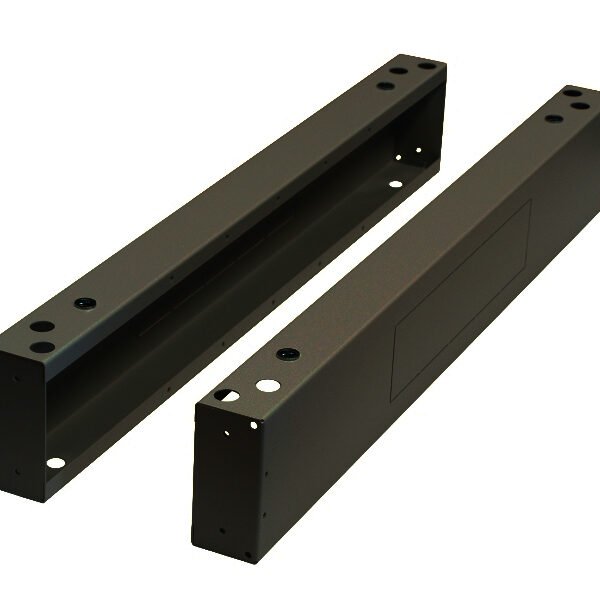 DSSOT1220B Sockel Seitenprofilpaar T=1200 H=120 Serverschrank DST / DSS<br><u>Verkaufseinheit: 1VE</u>