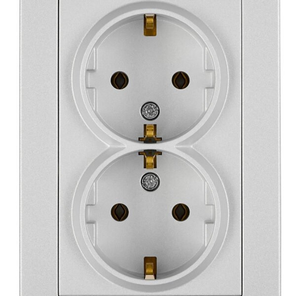 EV121313-- Doppelsteckdose, Schraubklemmen, Silber<br><u>Verkaufseinheit: 1Stk</u>