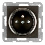 EV131351-- Steckdose m. Erdungsstift, erh Berührungsschu, Steckkl, sw<br><u>Verkaufseinheit: 1Stk</u>