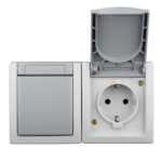 EV211017-- Kombination Wechselschalter-Steckdose, waagrecht, IP 54<br><u>Verkaufseinheit: 1Stk</u>