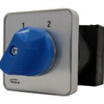 IN027320-- Umschalter 3-polig, Einbau, Zentralbefestigung<br><u>Verkaufseinheit: 1Stk</u>