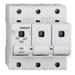 IS503735-- D02-Lasttrennschalter ARROW S, 3-polig, 35A<br><u>Verkaufseinheit: 1Stk</u>