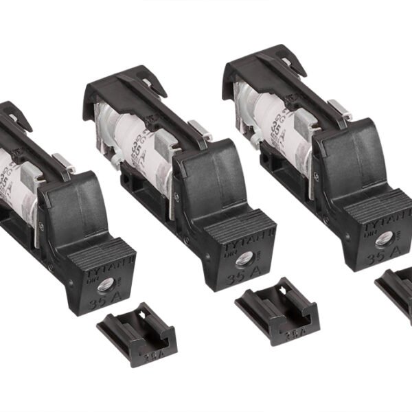 IS504717-A Sicherungsstecker für TYTAN 3x35A mit D02-Sicherung<br><u>Verkaufseinheit: 1Stk</u>