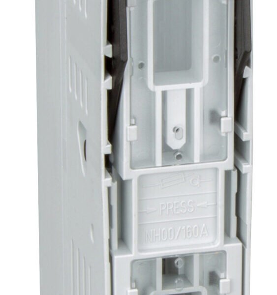 ISA05260-- NH-Lastschaltleiste ARROW-LINE, Größe 00, 160A, 100mm<br><u>Verkaufseinheit: 1Stk</u>