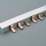 SI310560-- Kammschiene 3-polig, isoliert, Steg 130A, Teilung 27mm, 1m<br><u>Verkaufseinheit: 1Stk</u>