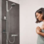 HANSGROHE 26864000 hansgrohe Rainfinity Handbrause 130 3jet, Chrom 26864XXX Verpackungseinheit:1ST