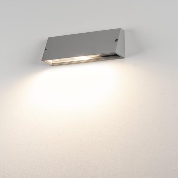 LI230034-- PEMA SQUARE Wandleuchte, E27, max. 15W, silbergrau<br><u>Verkaufseinheit: 1Stk</u>