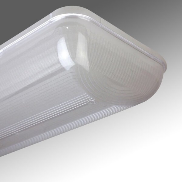 LIC2LD5S00 LINDA Ersatzabdeckung PC für 2-flammig Leuchten, L=660mm<br><u>Verkaufseinheit: 1Stk</u>